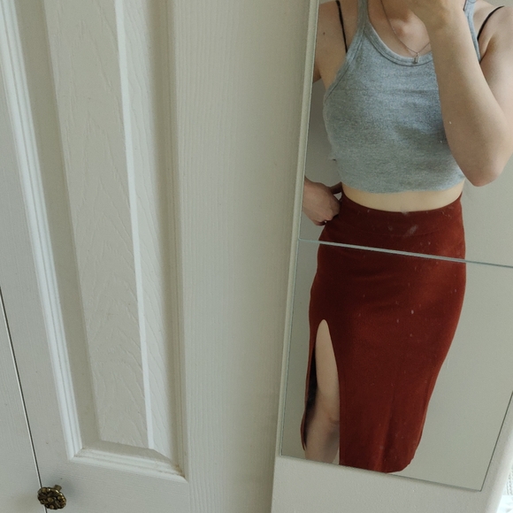 Wilfred Knit Skirt (High Slit) - Picture 4 of 4